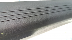 Volvo XC40 19-25 black, worn inner front left door sill plate