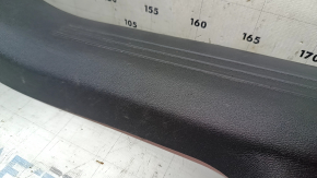 Volvo XC40 19-25 black, worn inner front right door sill trim