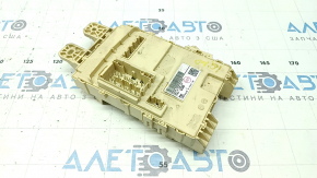 Hyundai Ioniq 21-21 PHEV dash fuse box