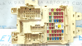Hyundai Ioniq 21-21 PHEV dash fuse box