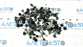 Incomplete set of bumper-hood hardware for BMW X1 F48 16-21
