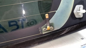 Volvo XC40 rear window, tinted 19-25