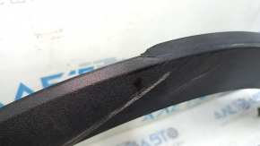 Volvo XC40 19-25 rear right fender arch trim: structure, scratches, crack