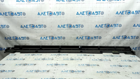 Right side sill for Volvo XC40 19-25 with seal, structure, scratches, dents, broken fastener