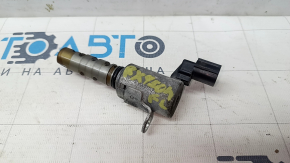 Lexus RX450h 10-15 VVTi intake valve left