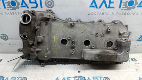 Lexus RX450h 10-15 left valve cover