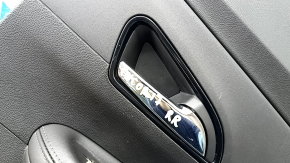 Black rear right door panel for a Buick Encore 17-22, black leather insert, black leather armrest, with graphite trim, with handle, without trim and window lifter control, without seal