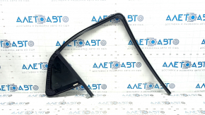 Door glass triangle with seal rear left Buick Encore 13-19