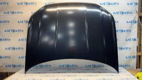 The bare hood of a VW Atlas 18-20 pre-restyling