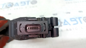 Volvo XC40 19-22 gas pedal