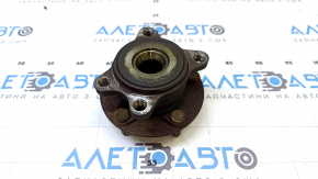 Front left hub Mazda CX-30 20-23 rusty