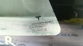 Window blind glass rear right Tesla Model 3 18-20 chrome frame