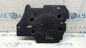 The rear left control arm spring cover for a Volvo XC40 19-22 is worn out.