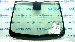 Buick Encore 13-22 windshield with air along the edge, chips, broken guides