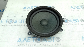 Volvo XC60 18-25 front right lower door speaker