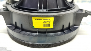 Volvo XC60 18-25 front right lower door speaker