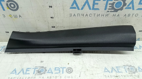 Volvo XC60 18-25 black lower left rear pillar trim, scratches