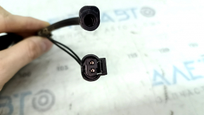 Left wiper arm Volvo XC60 18-24 with heated nozzles