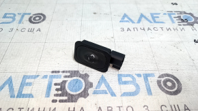 The tailgate release button on a Ford Edge 15-23 is worn out.