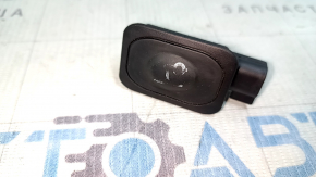 The tailgate release button on a Ford Edge 15-23 is worn out.