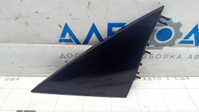 Tesla Model Y 20-25 right outer triangle mirror cover, gloss black, broken fasteners, scratches