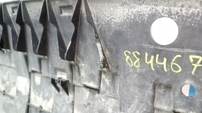 Volvo XC60 18-25 front bumper guard is worn and dented