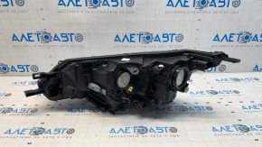 Nissan Rogue Sport 20-22 halogen right front headlight