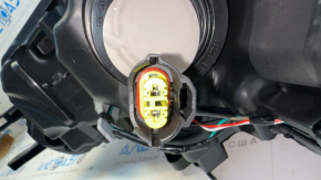 Nissan Rogue Sport 20-22 halogen right front headlight