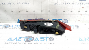 Volvo XC60 20-25 left inner tailgate light is worn