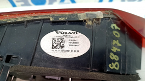 Volvo XC60 20-25 left inner tailgate light is worn