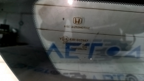 Honda Clarity 18-21 USA trunk lid glass scratches