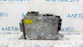 Chevrolet Volt 13-15 inverter scratches, missing side cover fragment