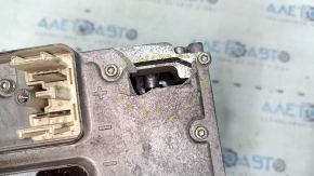 Chevrolet Volt 13-15 inverter scratches, missing side cover fragment