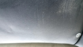 The back of the rear row of seats for Toyota Avalon 13-15 is black leather, with heating.