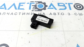 Mercedes W213 E 17-20 trunk lid closing button
