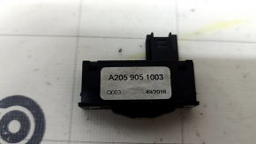Mercedes W213 E 17-20 trunk lid closing button