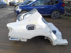 Mercedes W213 E 300/350 17-23 rear right quarter wing on the body, white