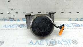 The right engine mount of the Audi A4 B8 08-16 with a sensor 2.0T is cracked.