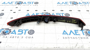 Mitsubishi Outlander 22-25 Rear Bumper Reflector Left (Scratches)