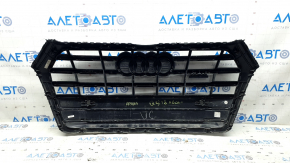 Audi Q5 80A 18-20 radiator grille assembly, with emblems, chrome, for parking sensors, sand, cracked, bumps, swollen chrome