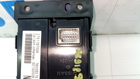 Mitsubishi Outlander 2nd Row Climate Control Scratches