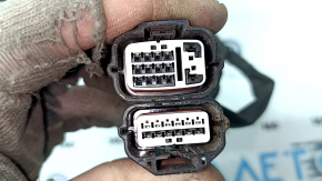 Mitsubishi Outlander 22-25 rear bumper wiring for parking sensors, BSM, and foot-operated trunk opening sensor; the connector for the foot-operated trunk opening sensor is cut off.