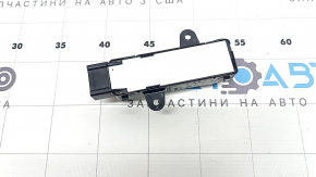 Mitsubishi Outlander 22-25 passenger seat control