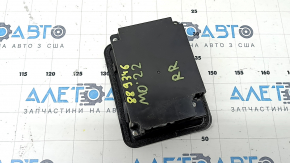 Right ventilation shield Mitsubishi Outlander 22-25, cracked, pressed
