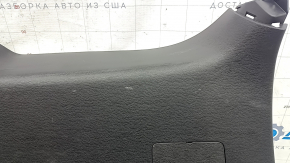 Mitsubishi Outlander 22-25 black lower tailgate trim, electric, worn