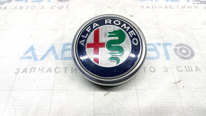 Alfa Romeo Giulia 17-25 radiator grill emblem, chrome, scratches, sand