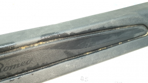 Front inner right door sill trim for Alfa Romeo Giulia 17-25, black structure, scratches, broken fasteners