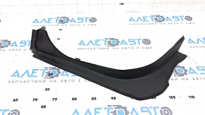 Left trunk lid trim for BMW 3 G20 19-24 on the body, the seal has dried out