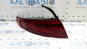 Alfa Romeo Giulia 24-25 left outer fender light scratches