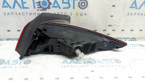 Alfa Romeo Giulia 24-25 left outer fender light scratches